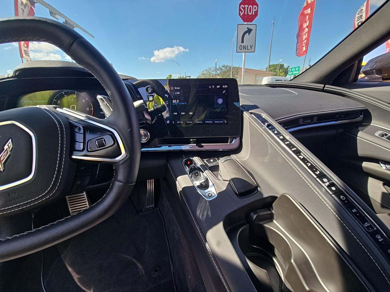 2025 Chevrolet Corvette Stingray RWD