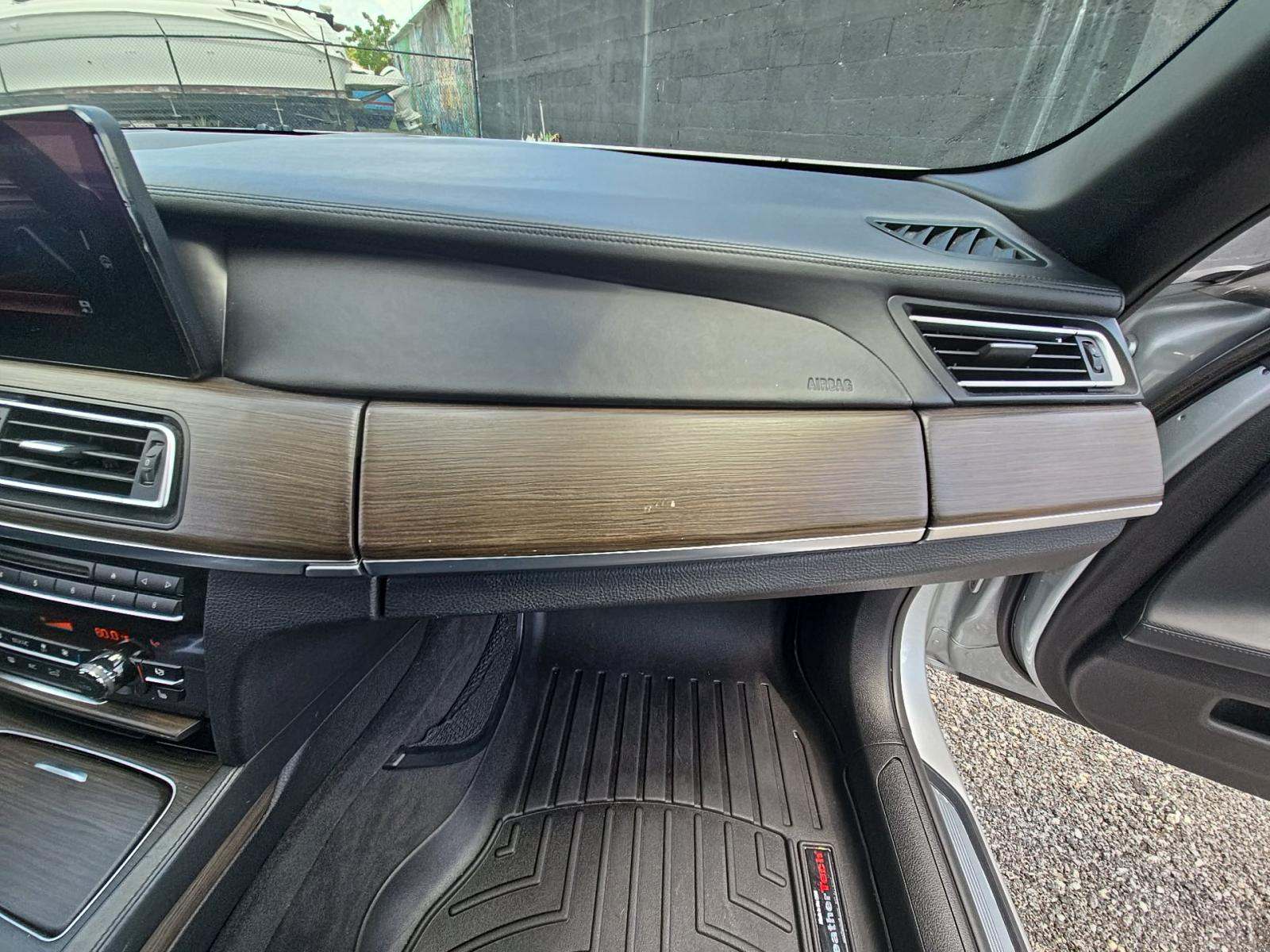 2015 BMW 7 Series 750Li RWD