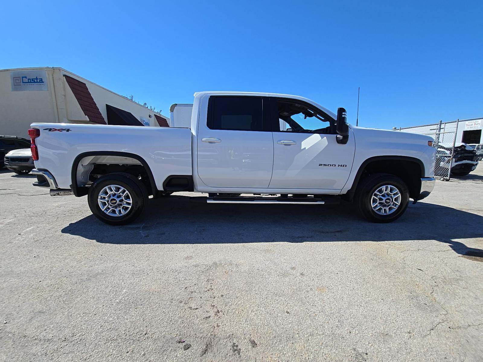 2025 Chevrolet Silverado 2500HD LT AWD