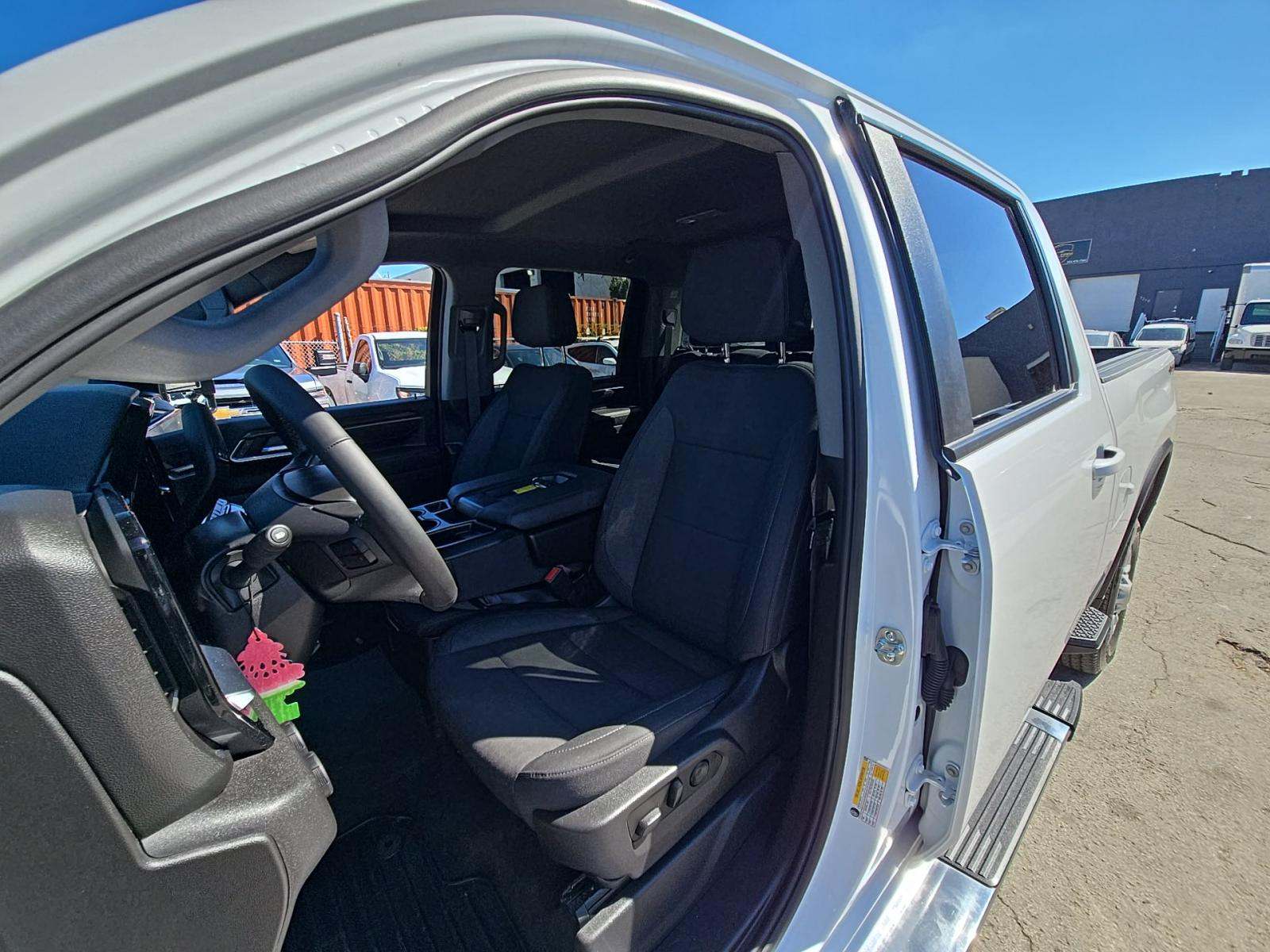 2025 Chevrolet Silverado 2500HD LT AWD