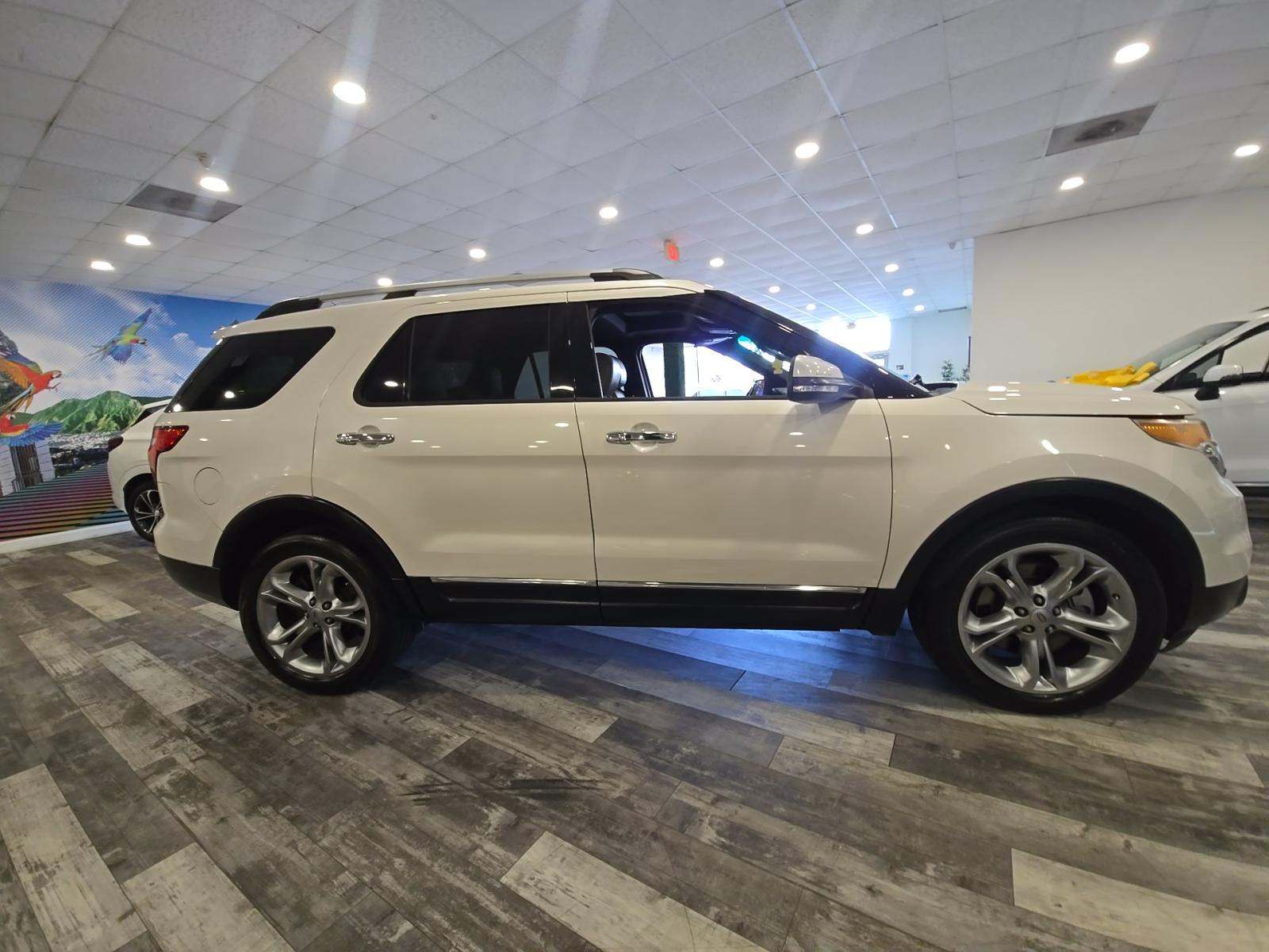 FORD EXPLORER - 4