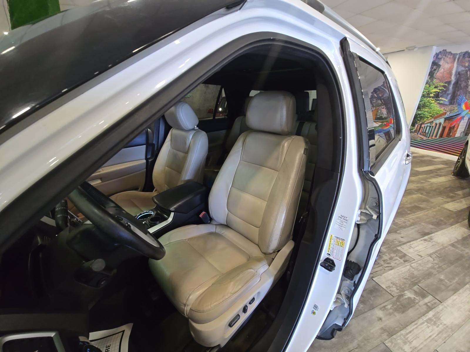 FORD EXPLORER - 6