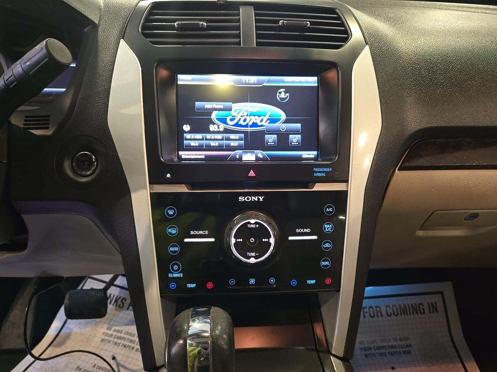 FORD EXPLORER - 10