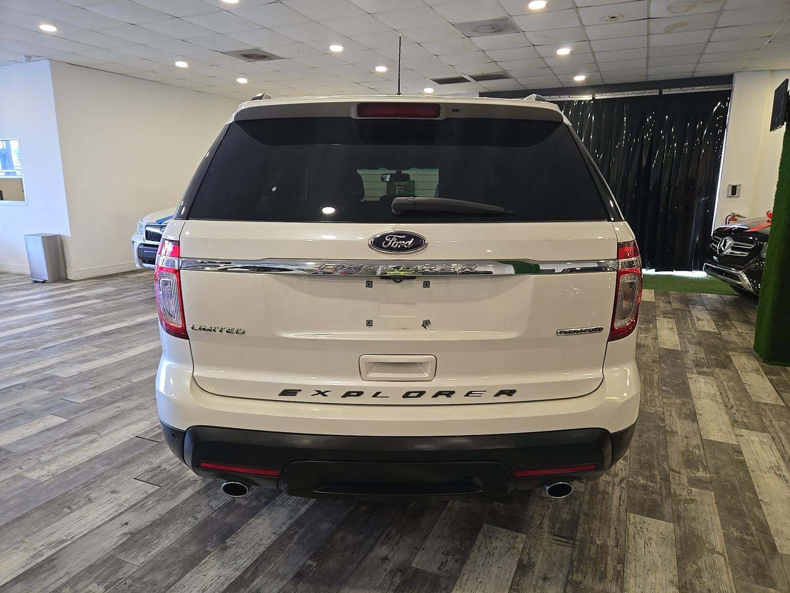 FORD EXPLORER - 3