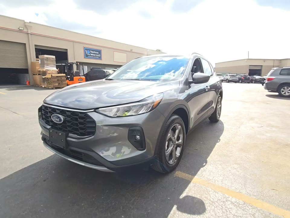 2025 Ford Escape ST-Line Select AWD