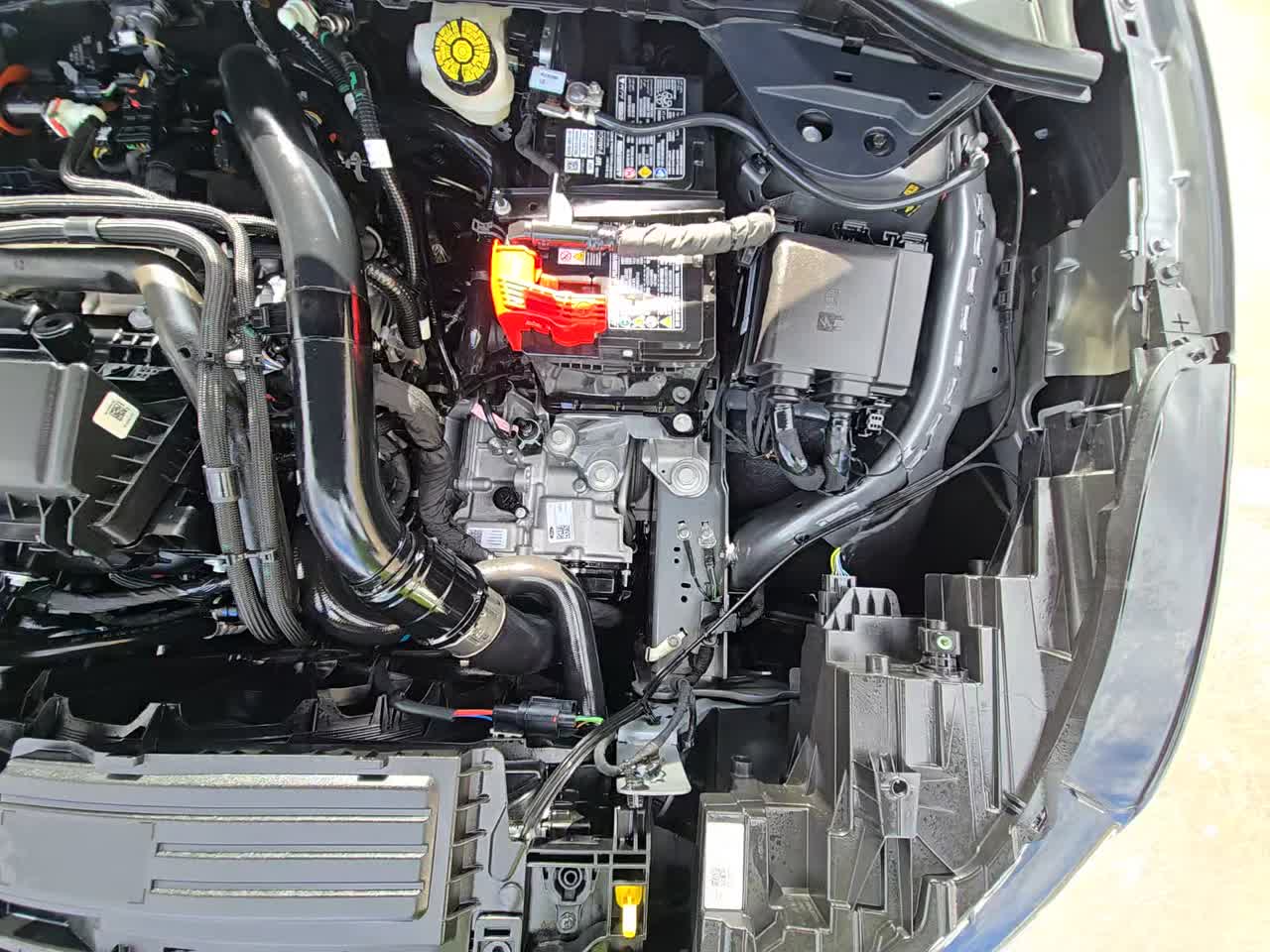 2025 Ford Escape ST-Line Select AWD