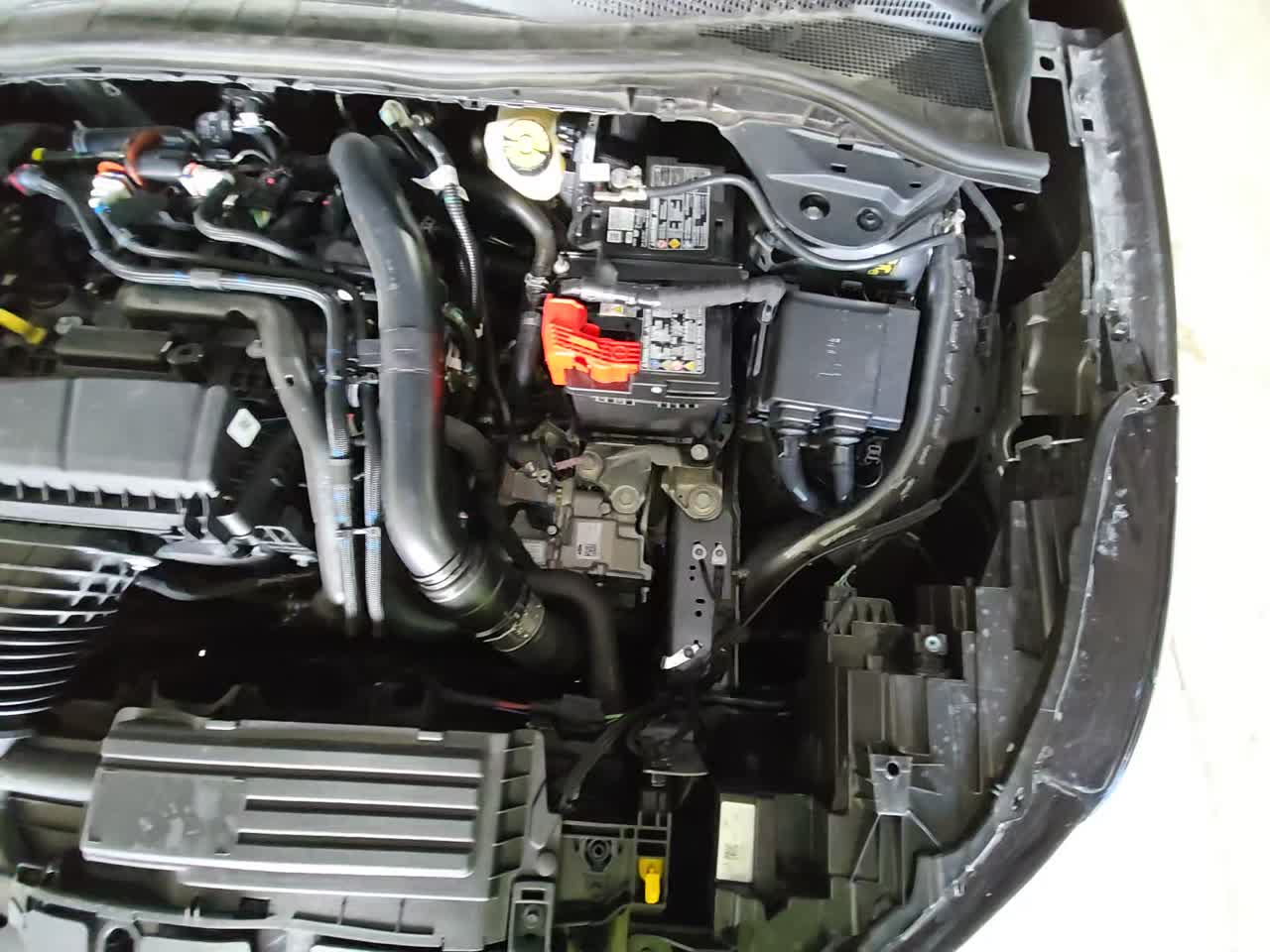 2025 Ford Escape ST-Line Select AWD