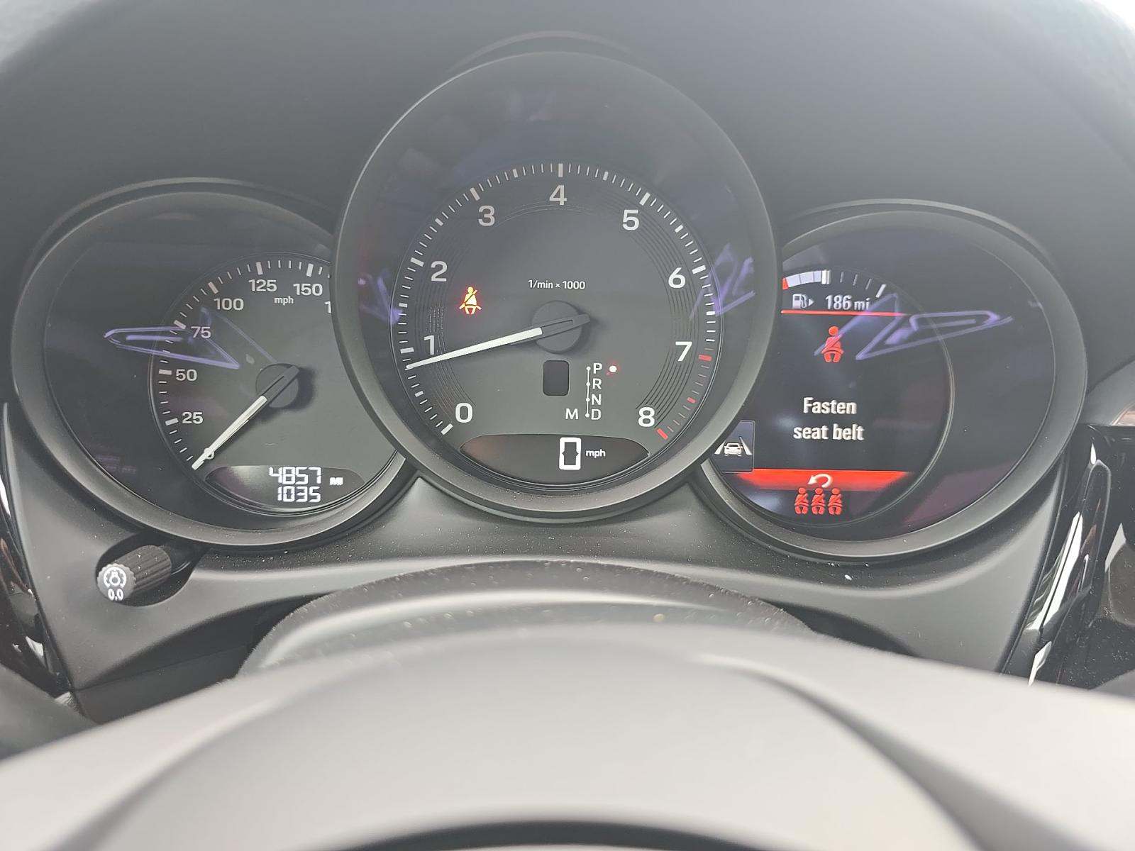 2025 Porsche Macan Base AWD