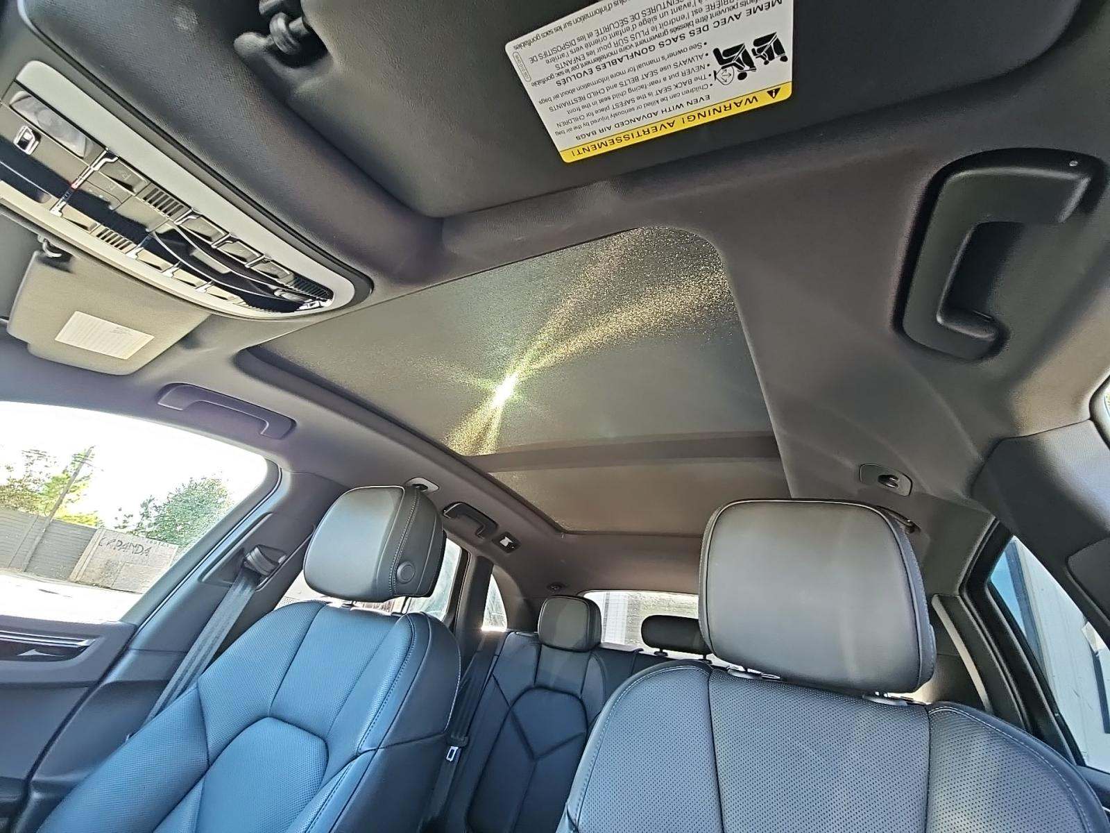 2025 Porsche Macan Base AWD