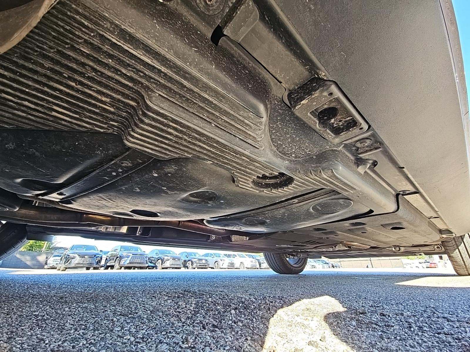 2025 Porsche Macan Base AWD