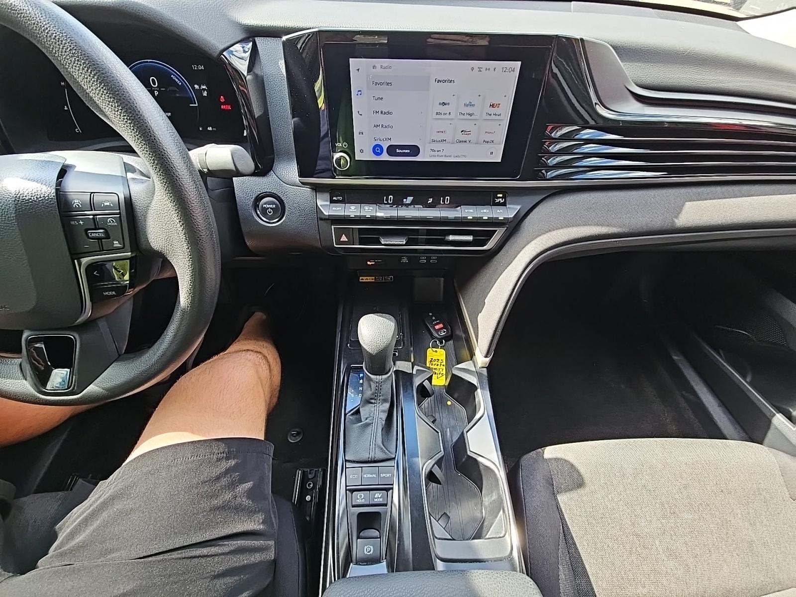 2025 Toyota Camry LE FWD