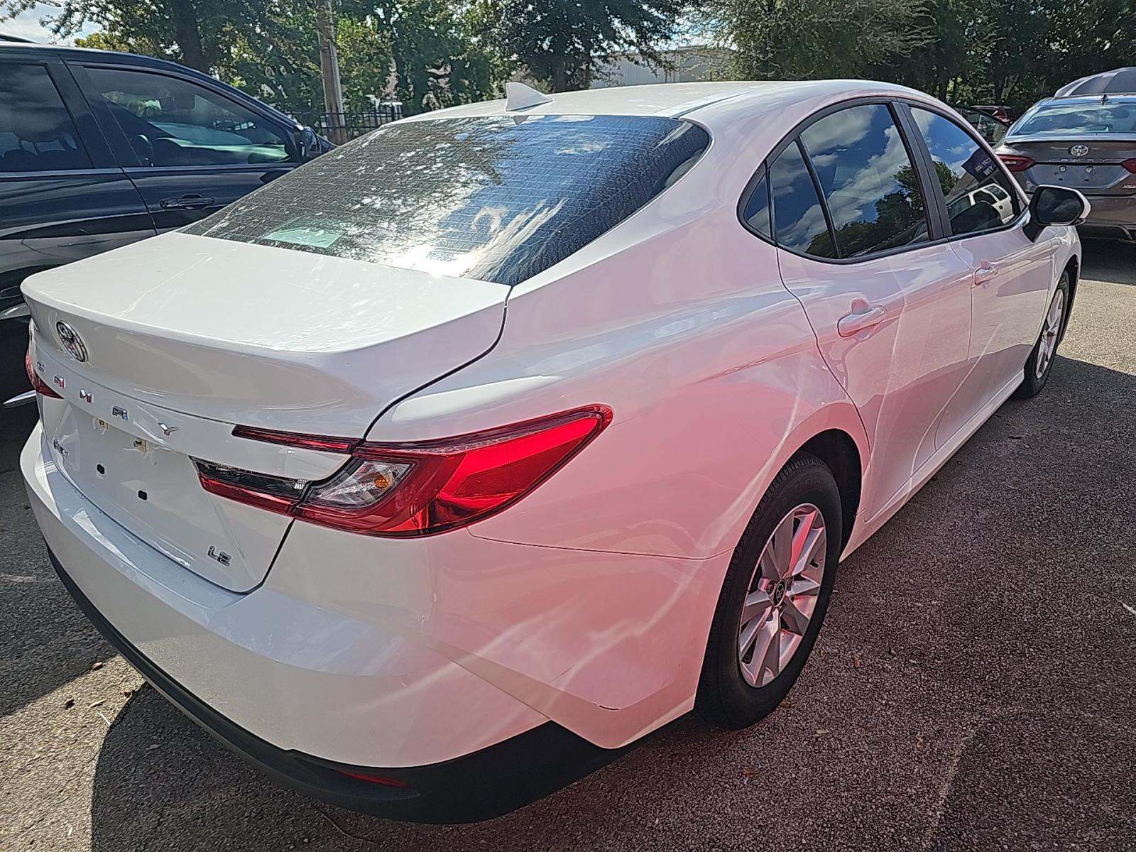 2025 Toyota Camry LE FWD