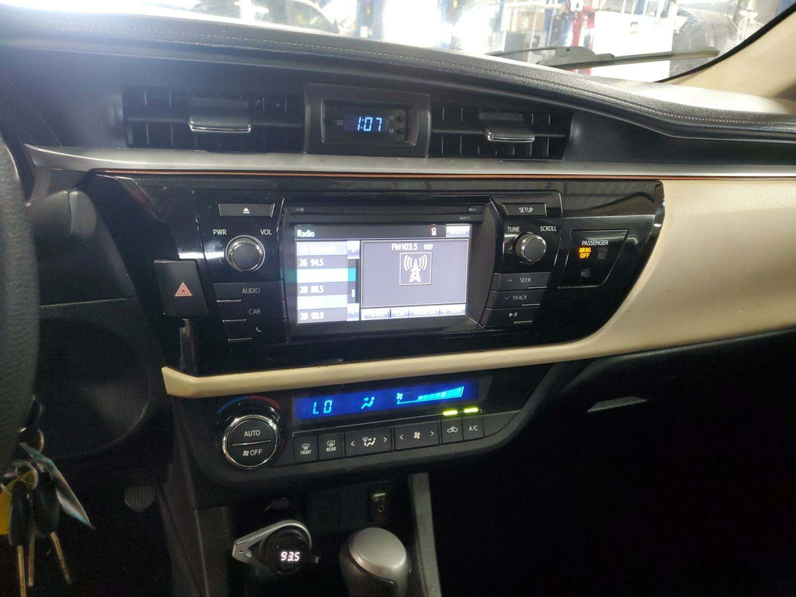 2015 Toyota Corolla LE FWD