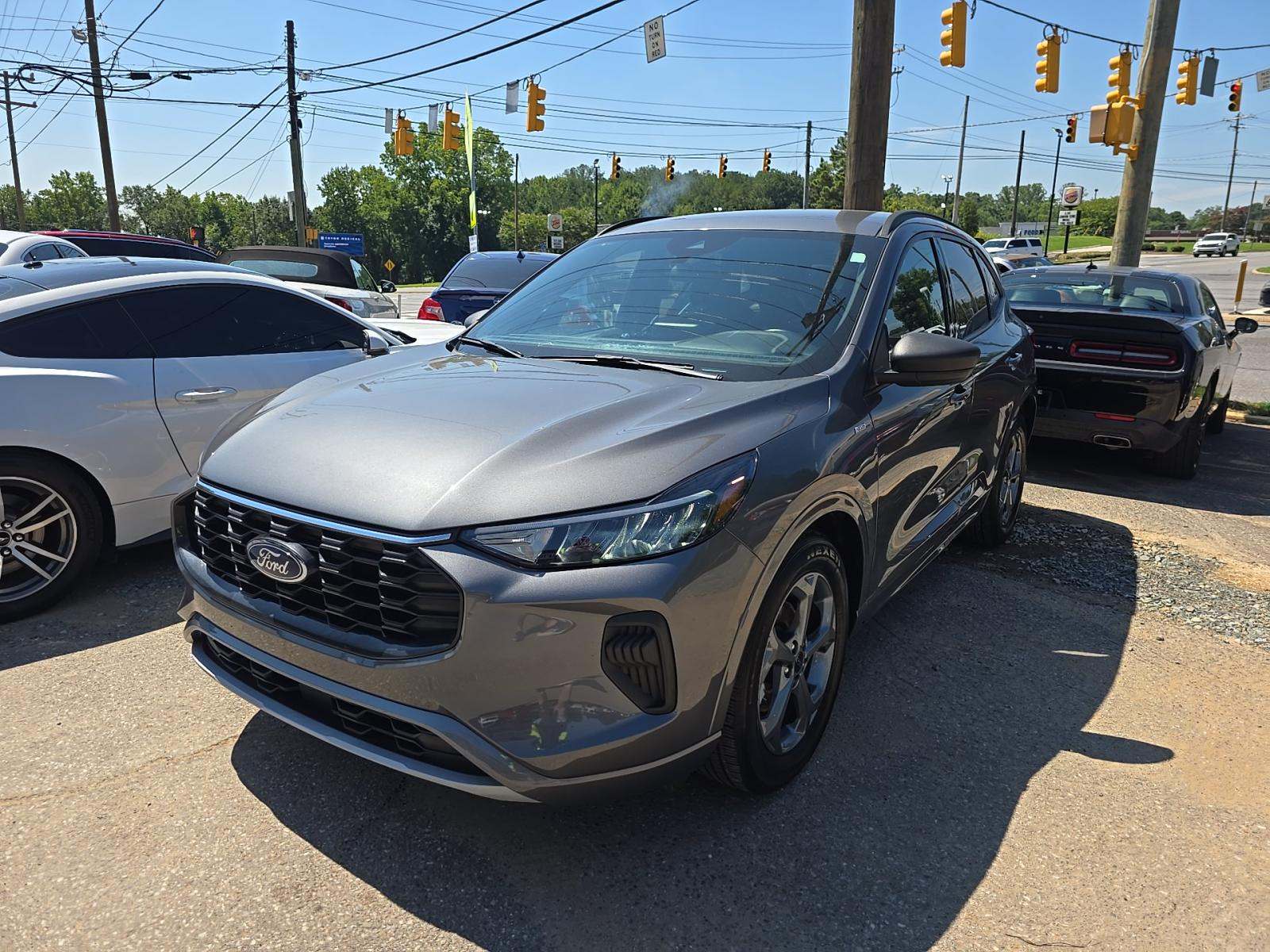 2023 Ford Escape ST-Line FWD