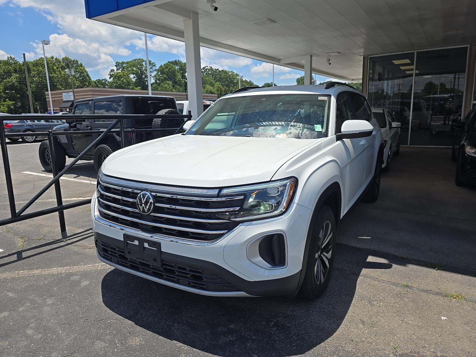 2024 Volkswagen Atlas 2.0T SE FWD