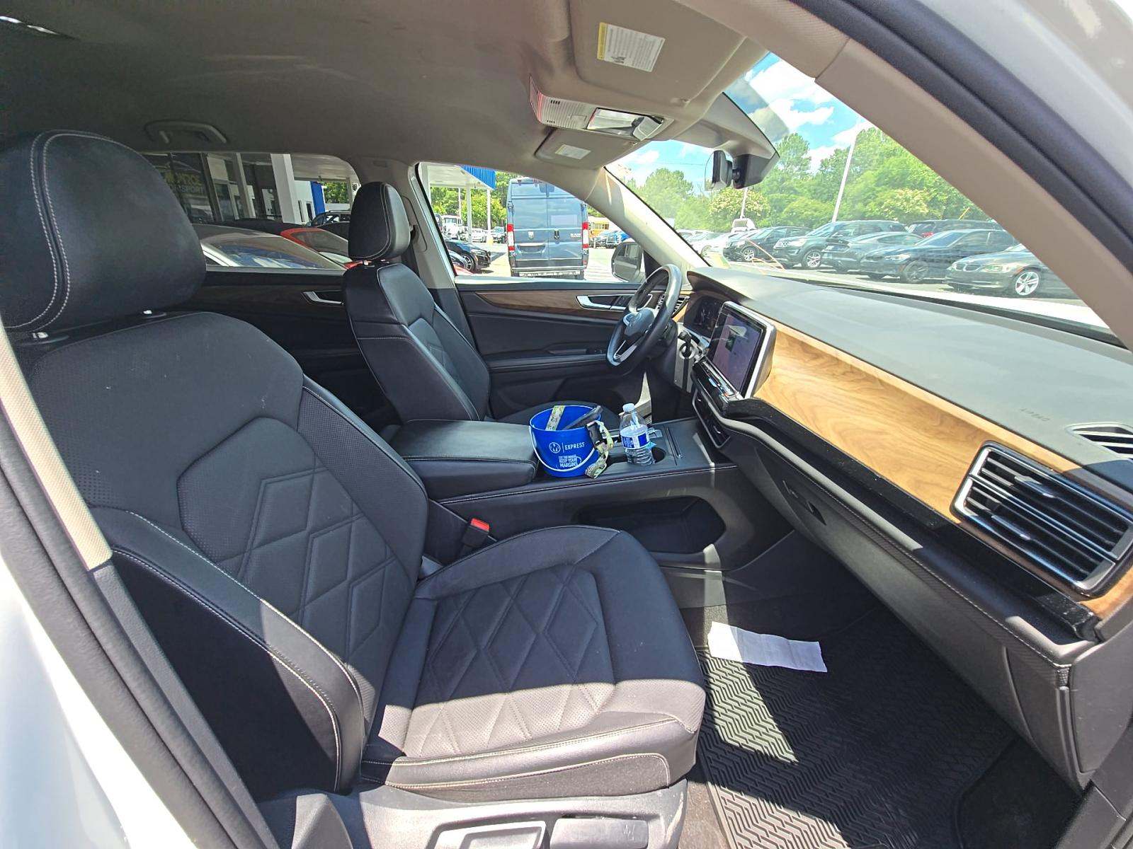 2024 Volkswagen Atlas 2.0T SE FWD