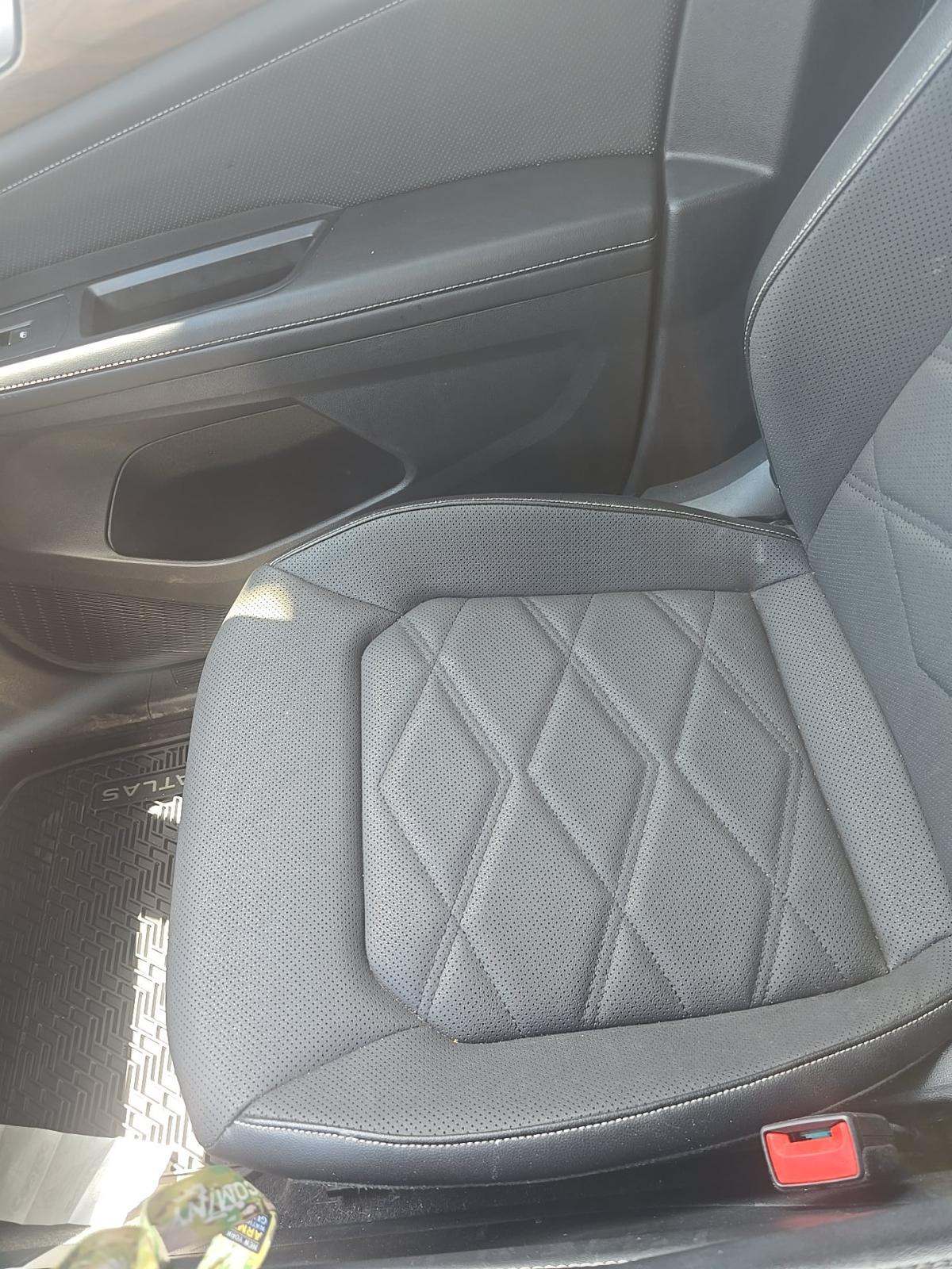 2024 Volkswagen Atlas 2.0T SE FWD