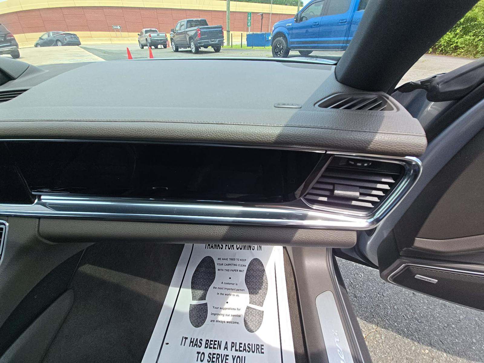 2020 Porsche Panamera Base RWD