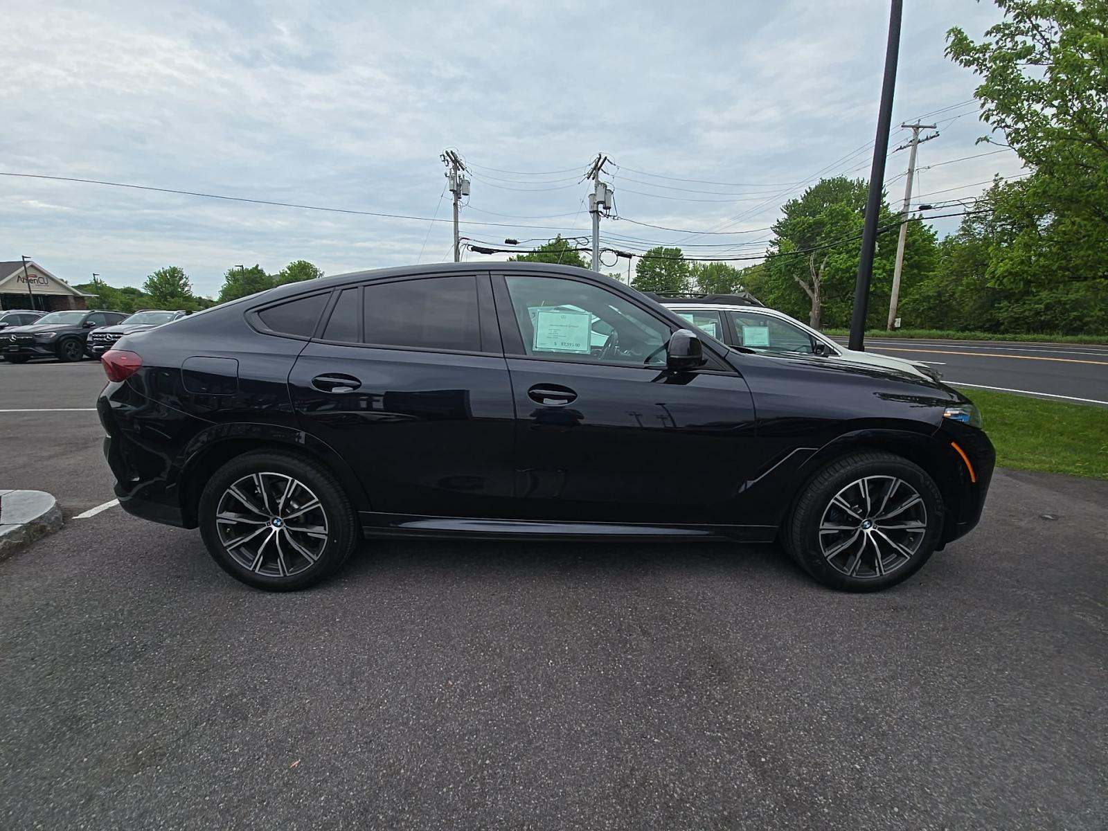 2025 BMW X6 M60i xDrive AWD