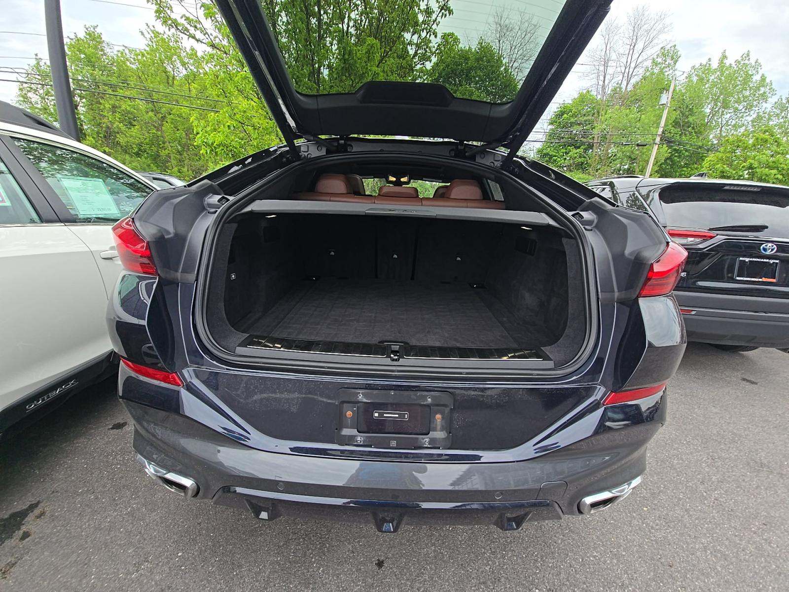 2025 BMW X6 M60i xDrive AWD