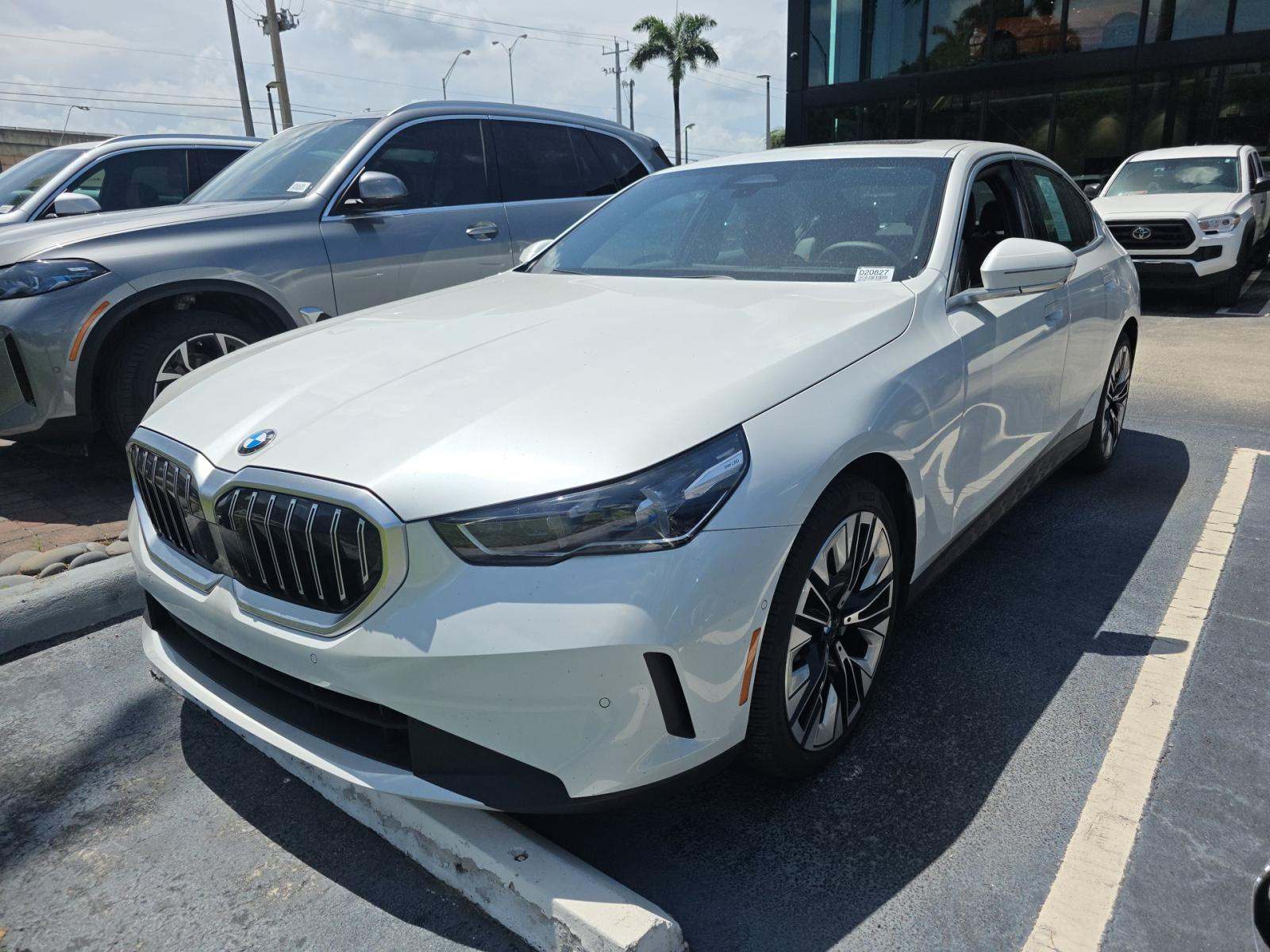 2025 BMW 5 Series 530i RWD