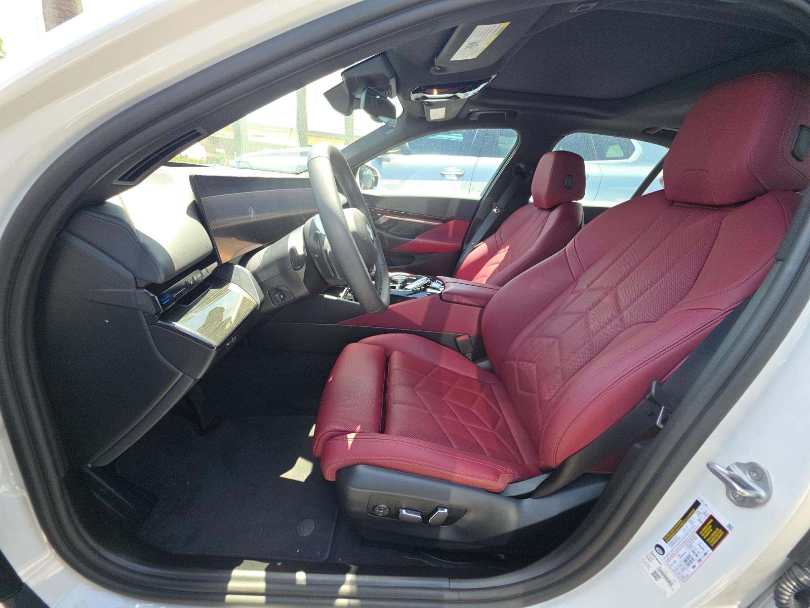 2025 BMW 5 Series 530i RWD