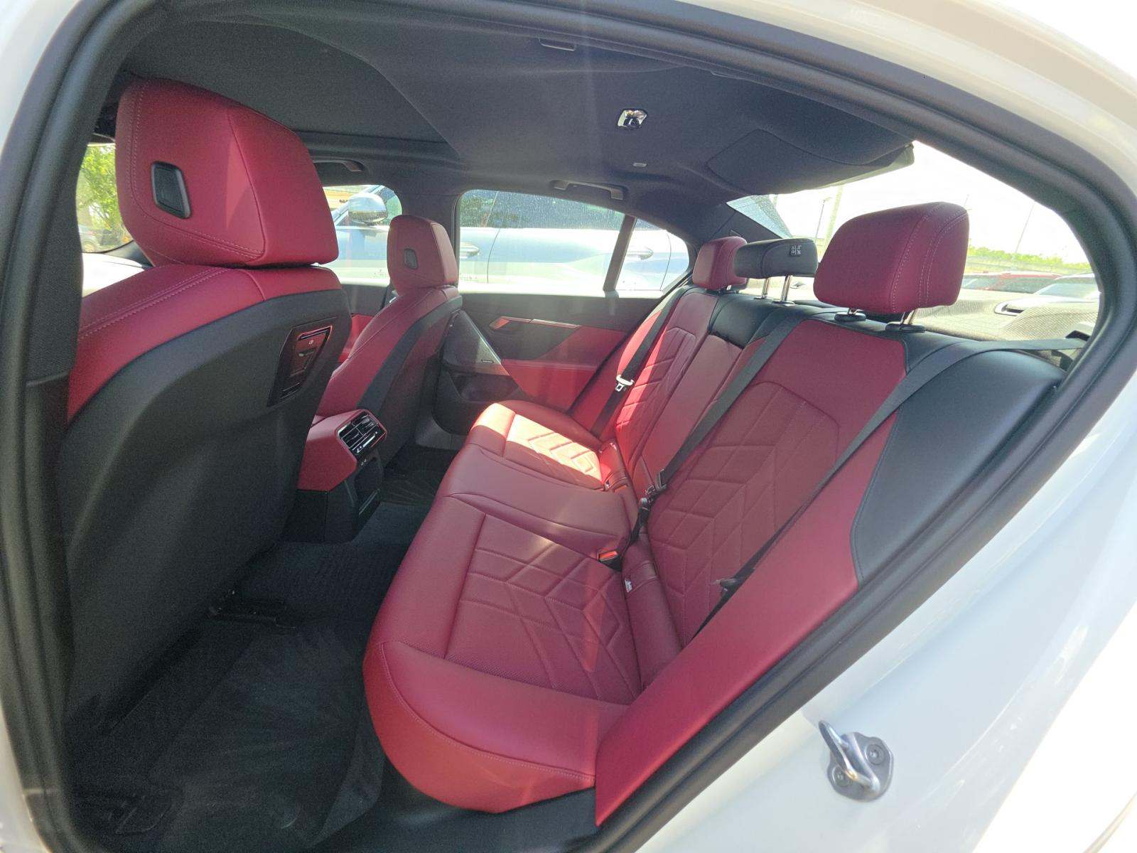 2025 BMW 5 Series 530i RWD