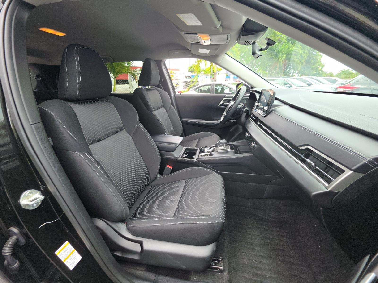 2024 Mitsubishi Outlander ES AWD
