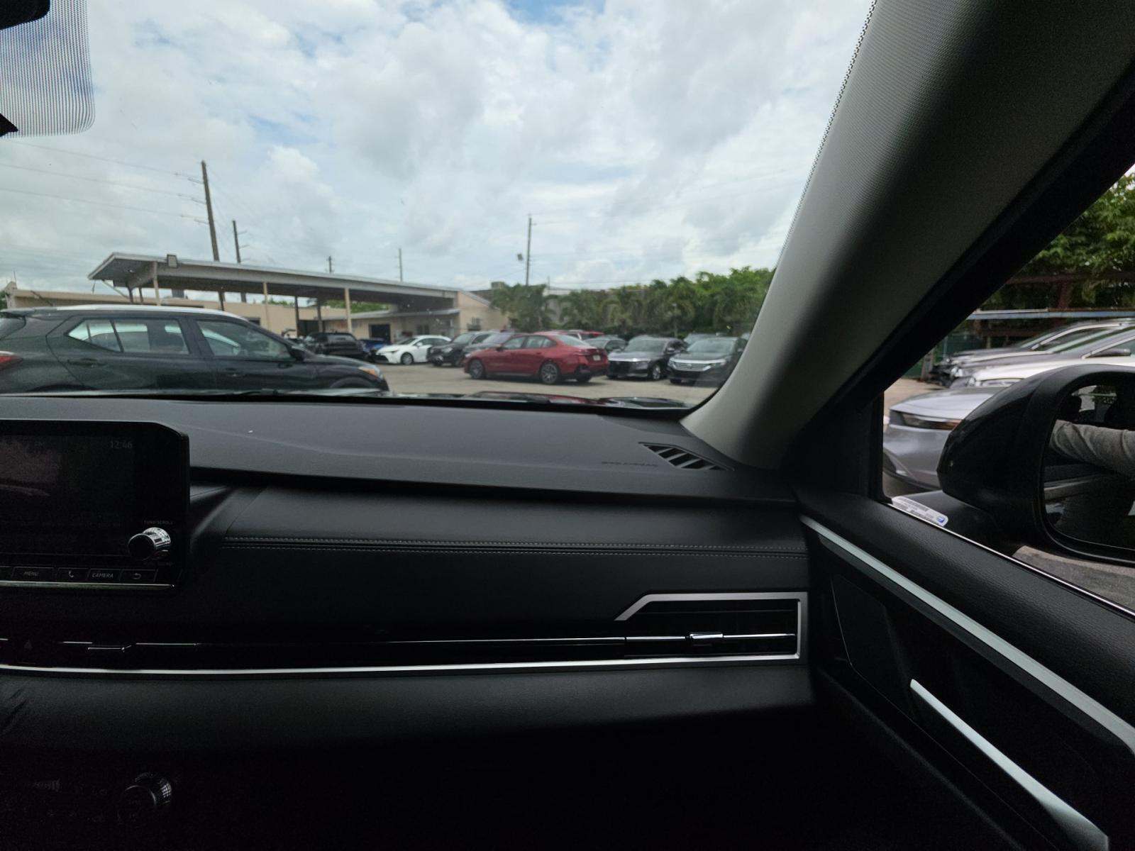 2024 Mitsubishi Outlander ES AWD