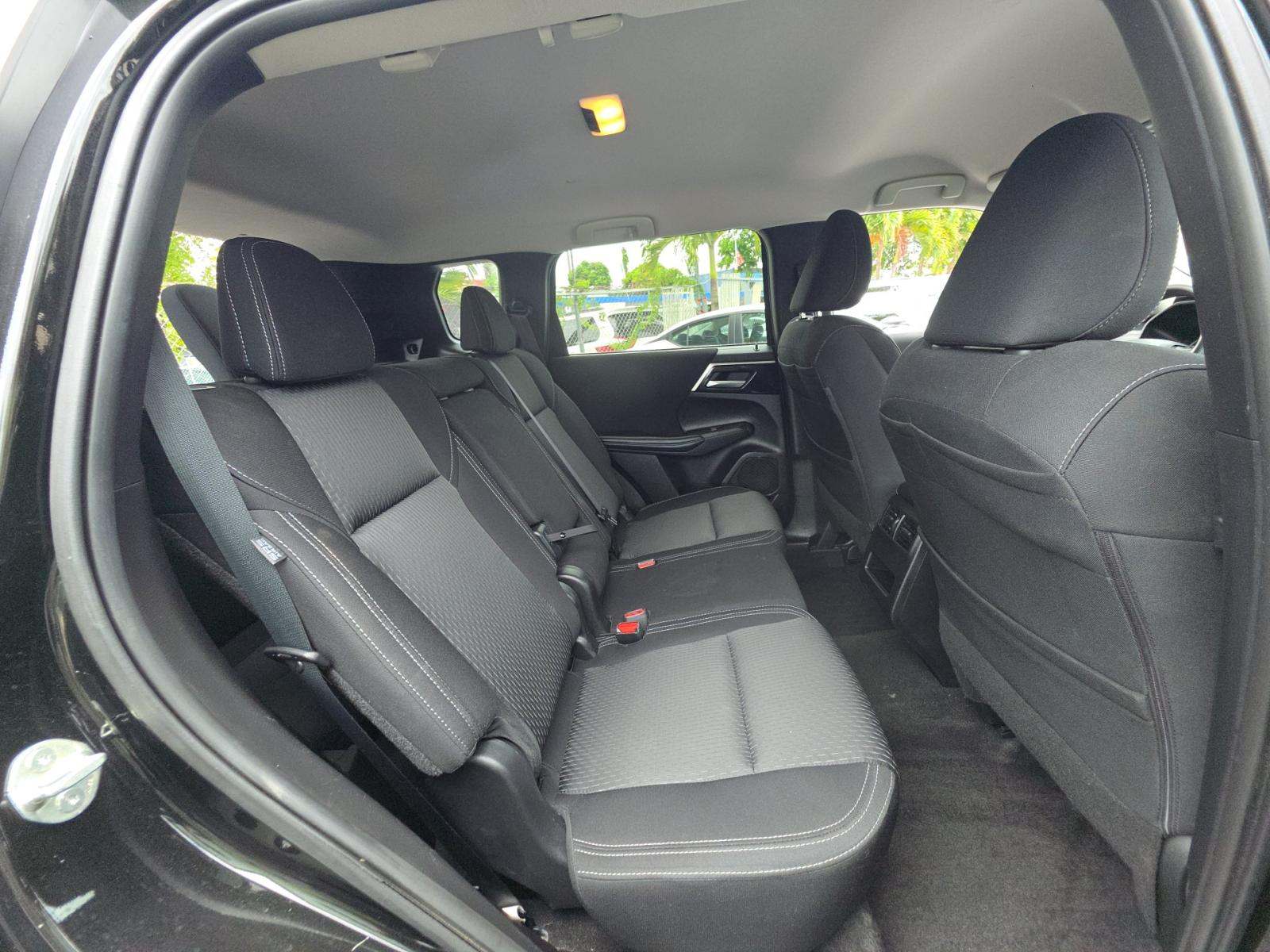 2024 Mitsubishi Outlander ES AWD
