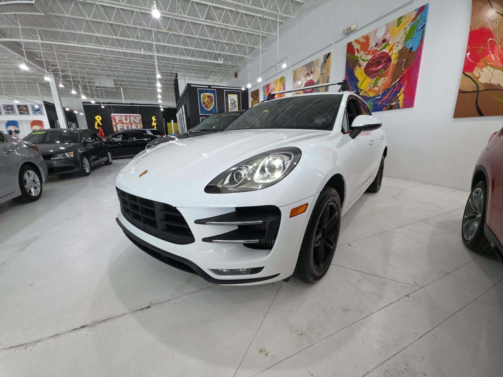 2017 Porsche Macan Turbo