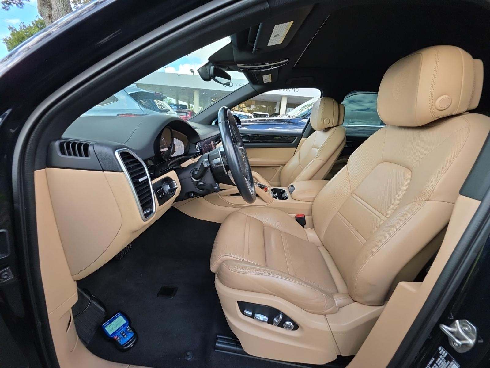 2020 Porsche Cayenne Base AWD