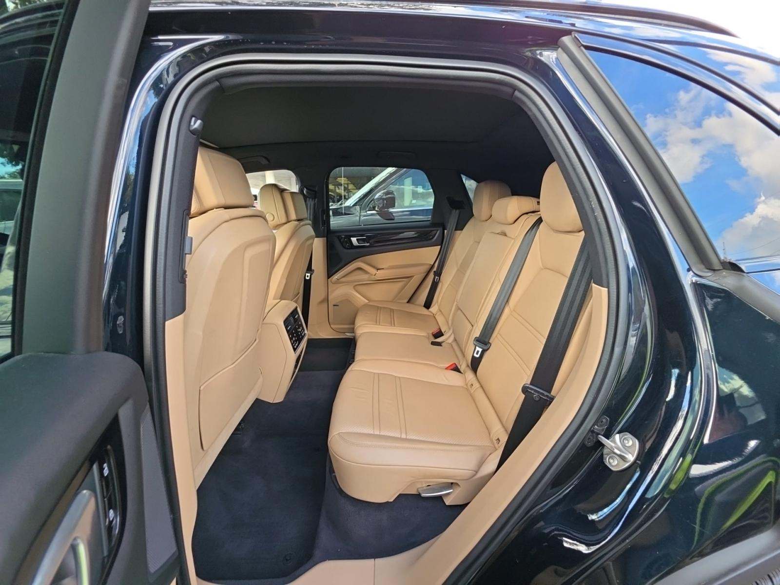 2020 Porsche Cayenne Base AWD