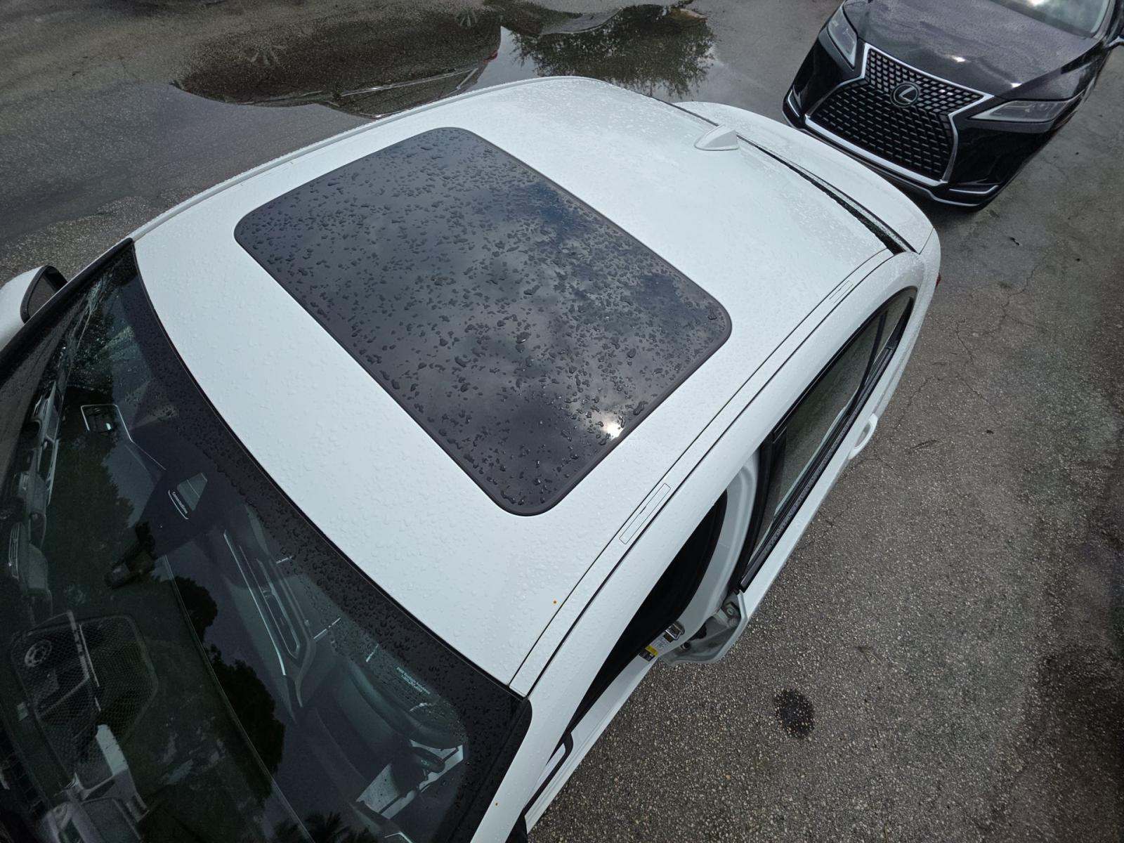 2023 BMW 3 Series 330e RWD