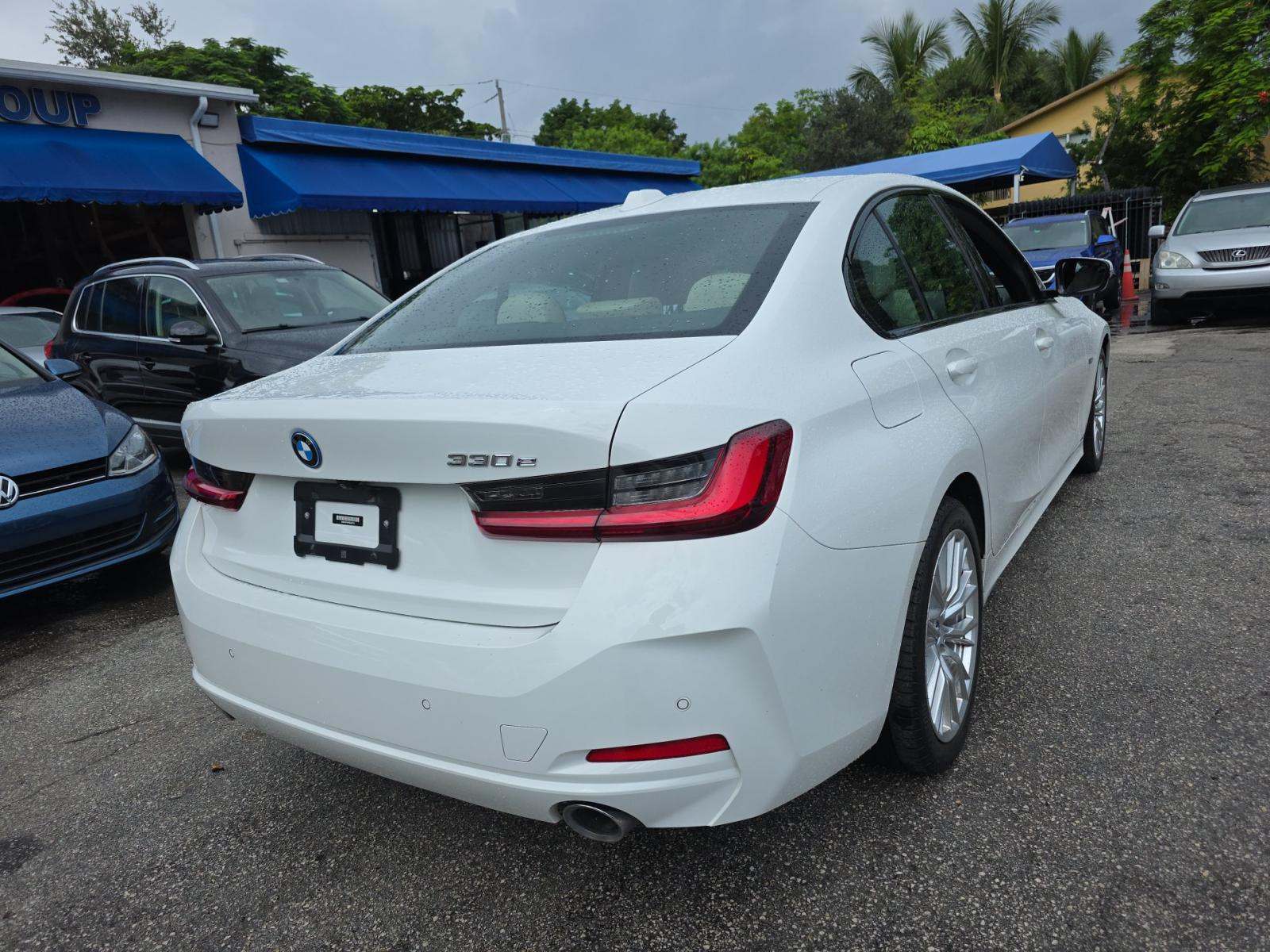 2023 BMW 3 Series 330e RWD