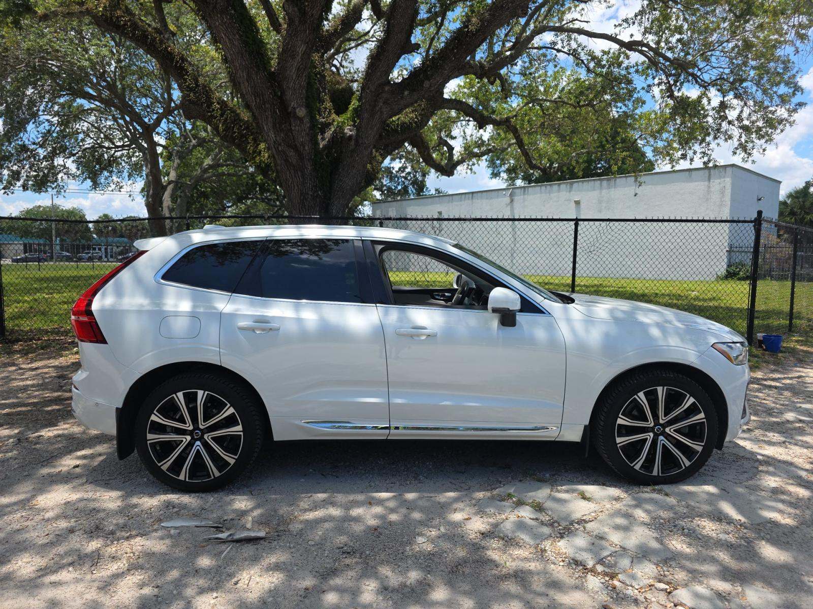 2023 Volvo XC60 B6 Ultimate AWD