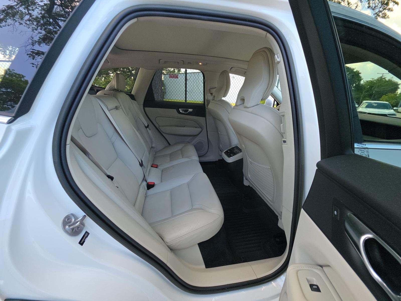 2023 Volvo XC60 B6 Ultimate AWD
