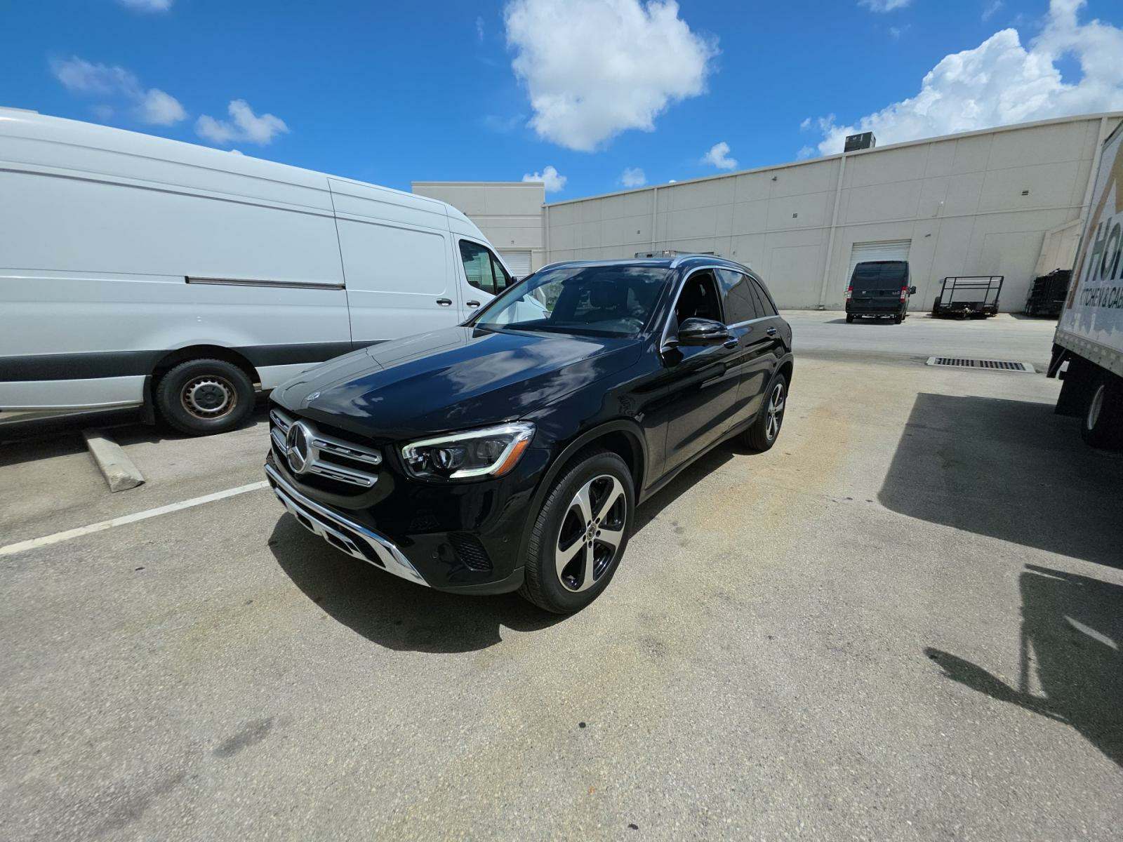 2021 Mercedes-Benz GLC 300