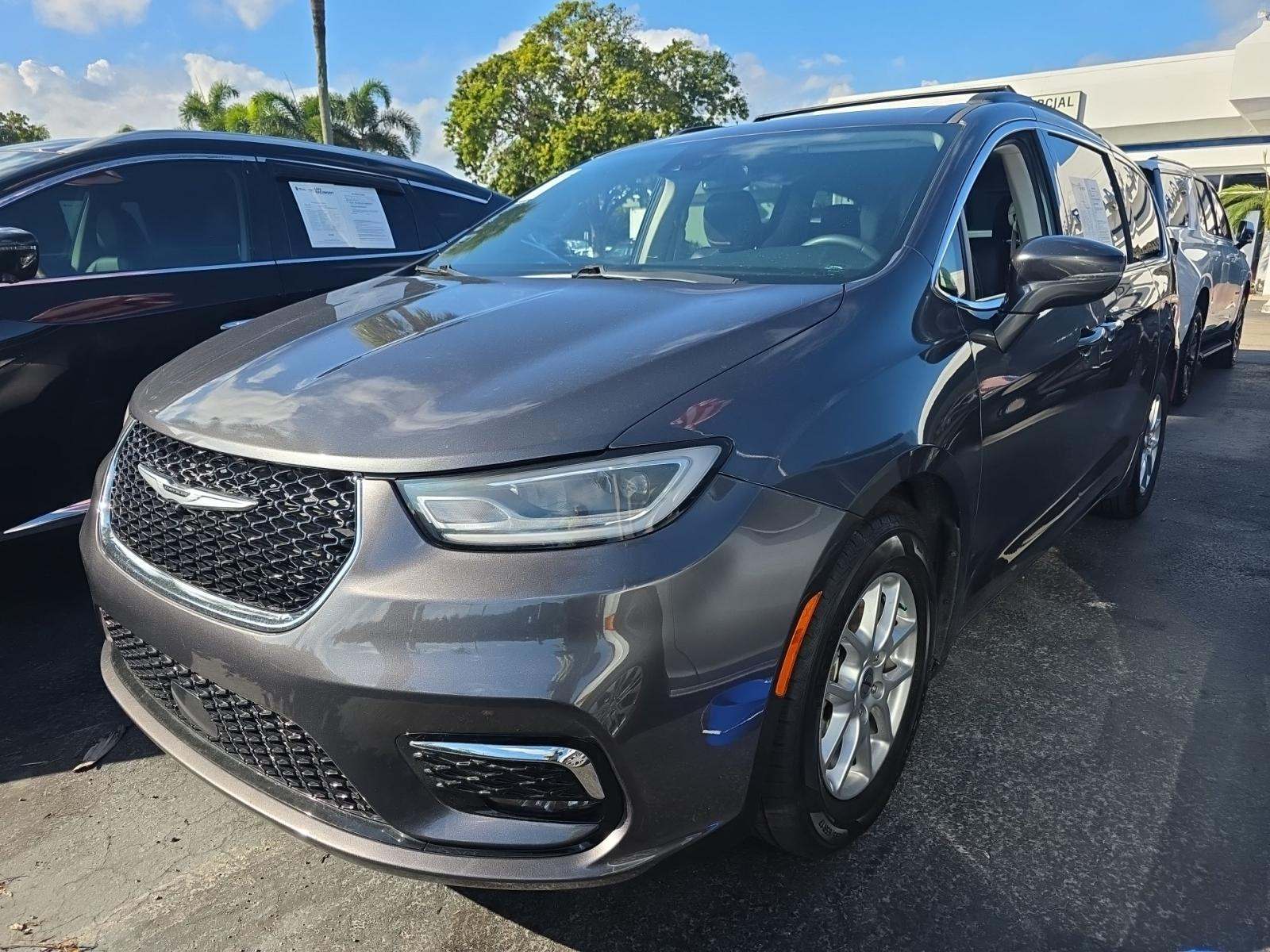 2022 Chrysler Pacifica Touring L FWD