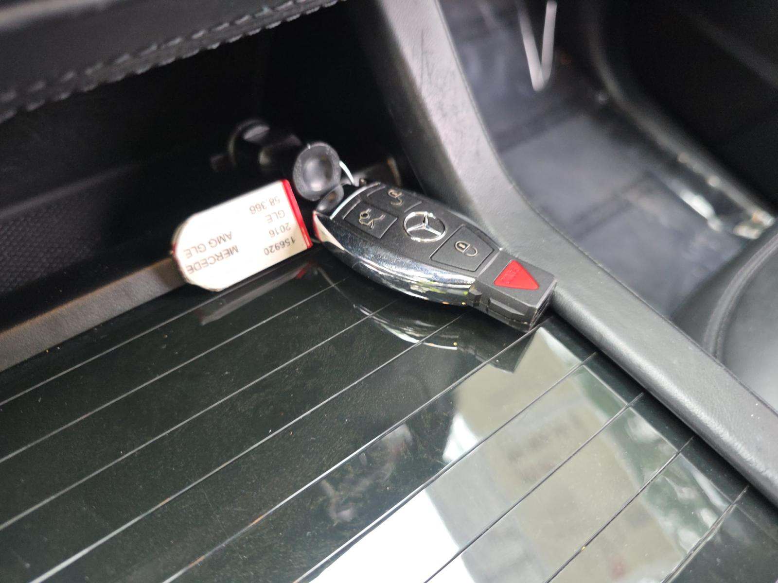 MERCEDES-BENZ GLE-CLASS - 8