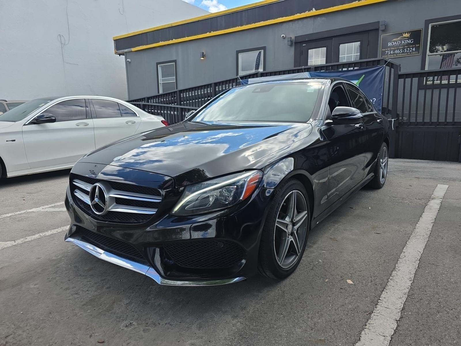 2017 Mercedes-Benz C 300 4MATIC Sedan w/Sport Pkg