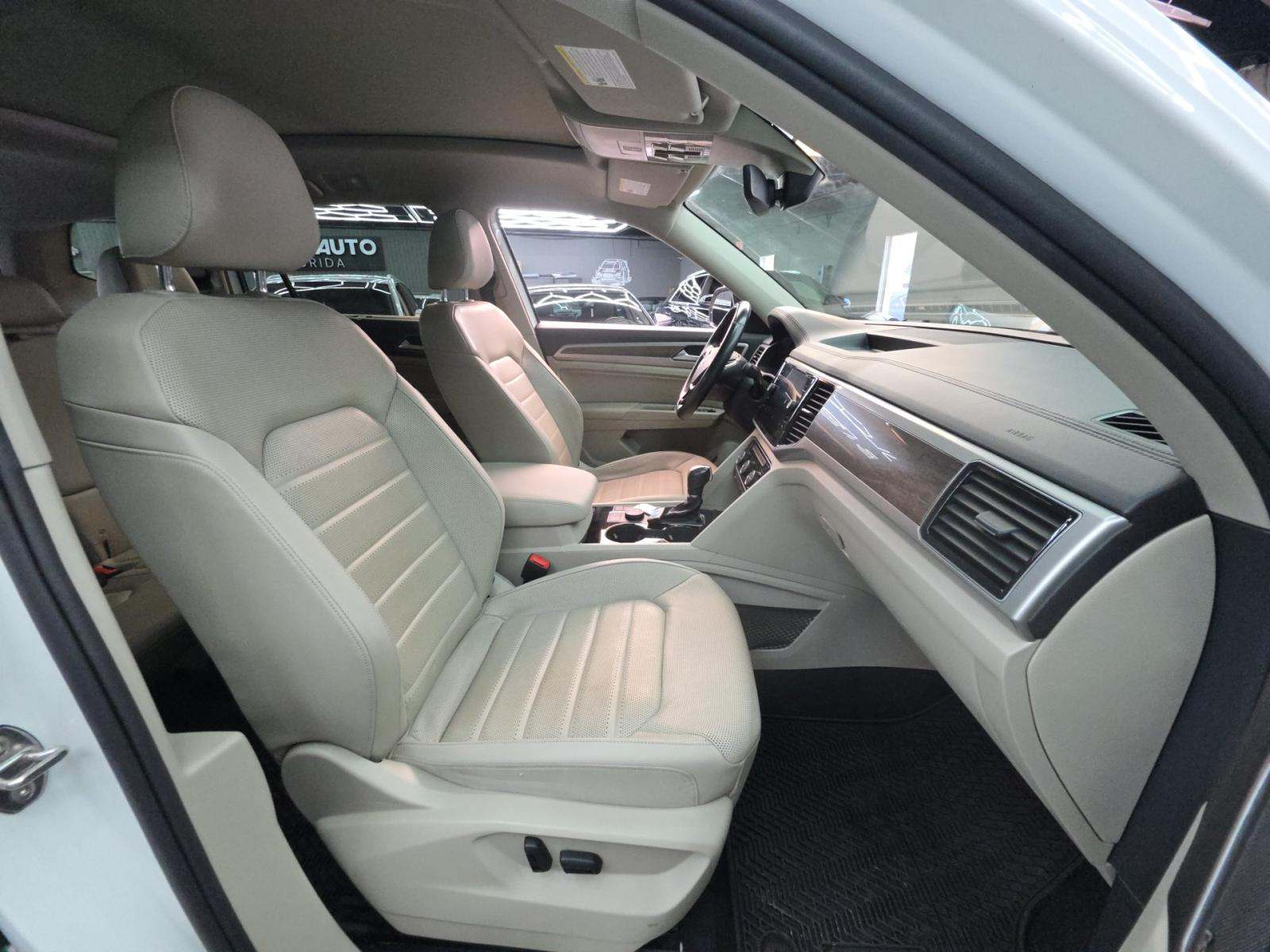 2019 Volkswagen Atlas 3.6L SEL Premium AWD