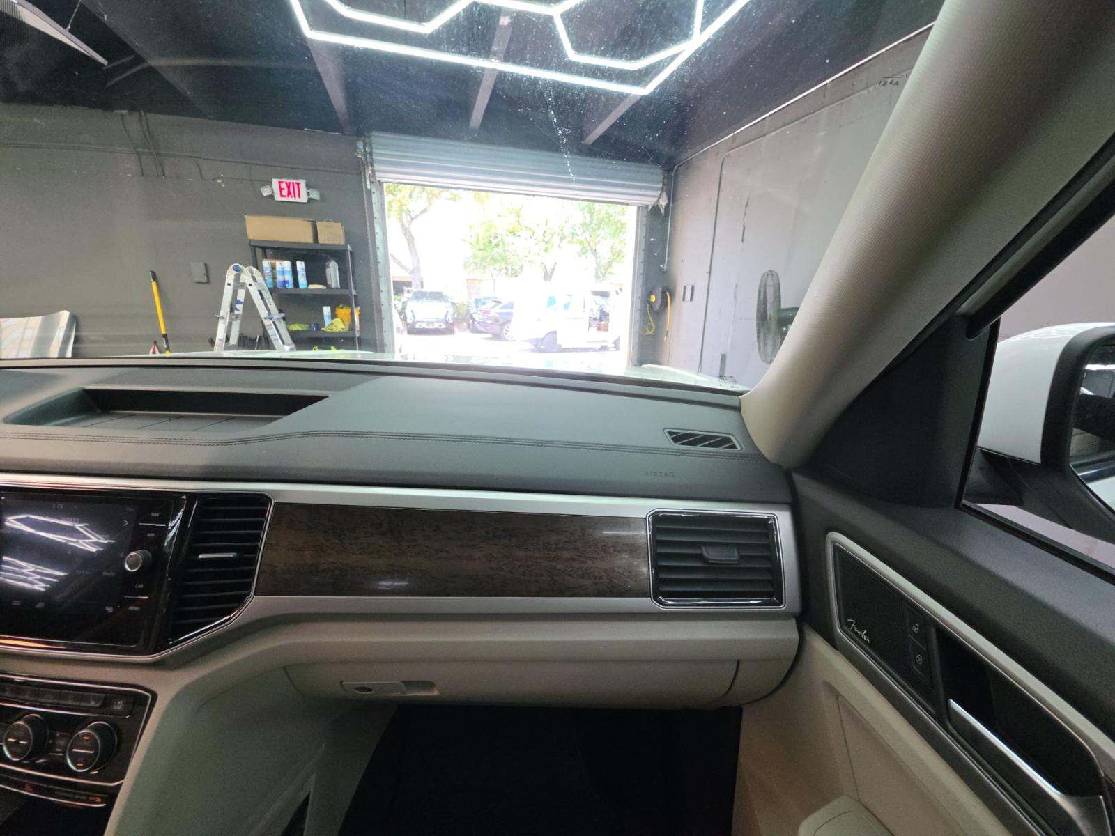 2019 Volkswagen Atlas 3.6L SEL Premium AWD