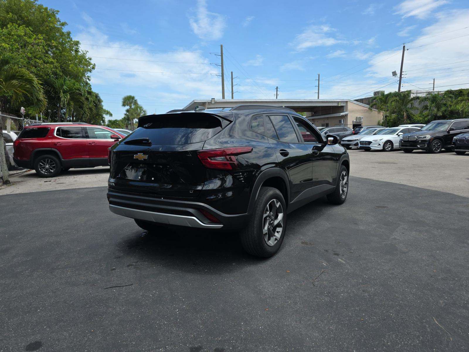 CHEVROLET TRAX - 3