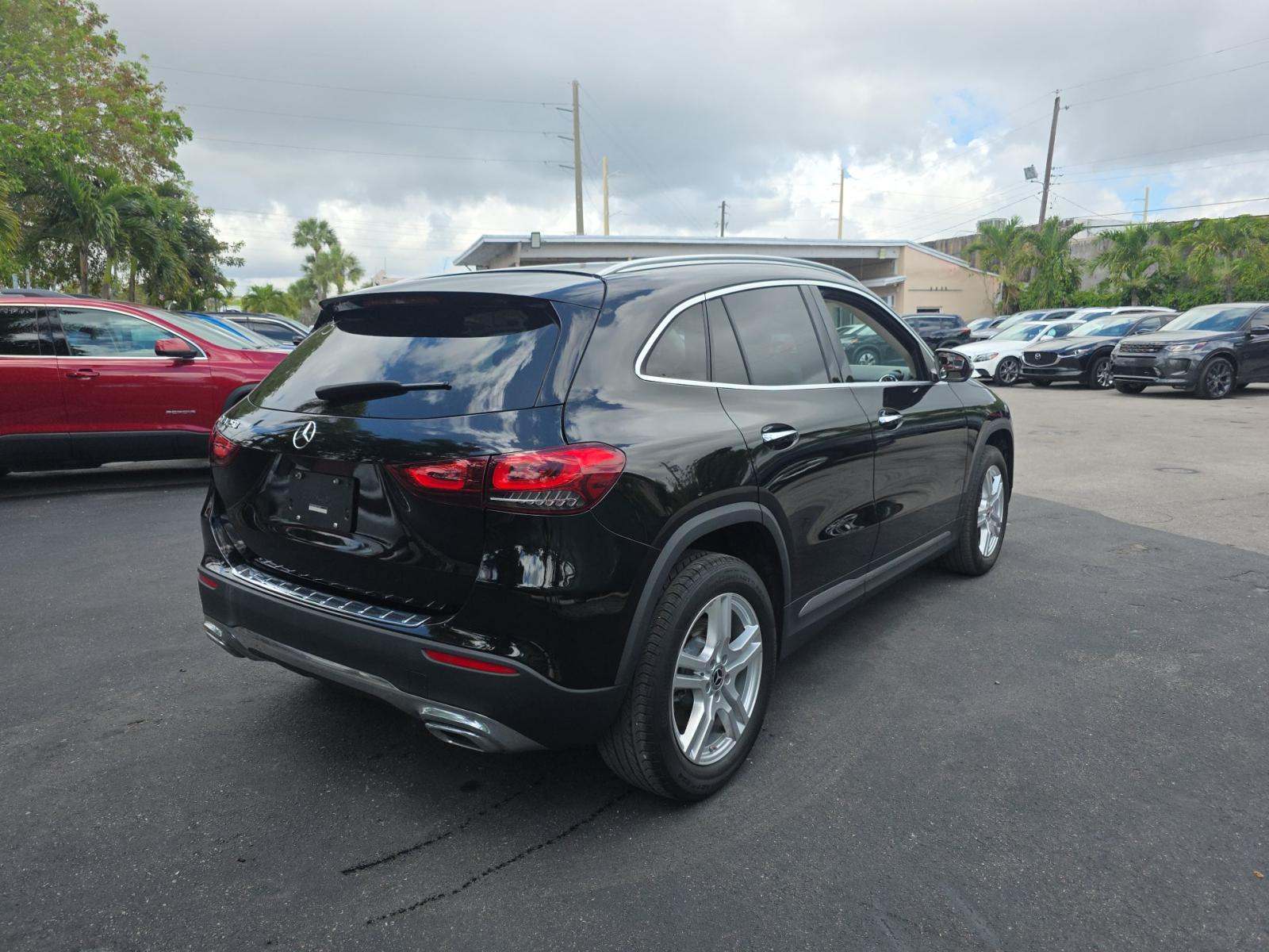 MERCEDES-BENZ GLA-CLASS - 3