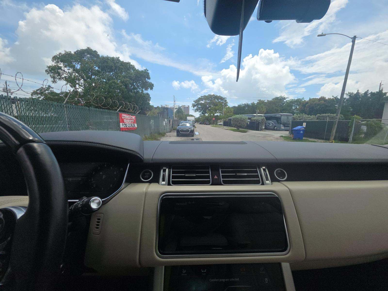 LAND ROVER RANGE ROVER - 10