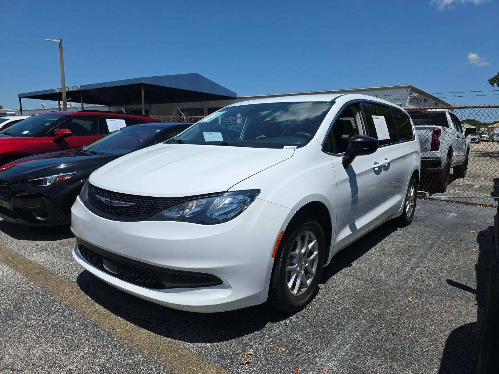 CHRYSLER VOYAGER - 1