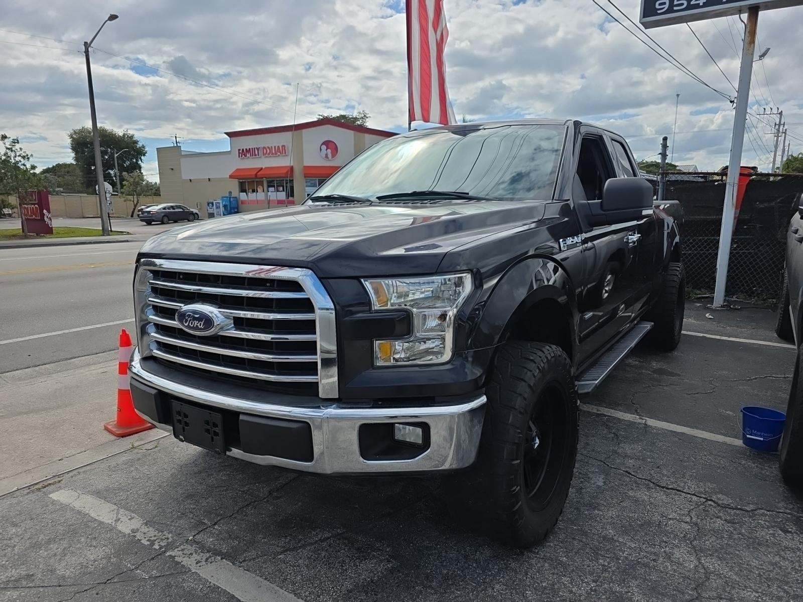 2015 Ford F-150 XLT RWD