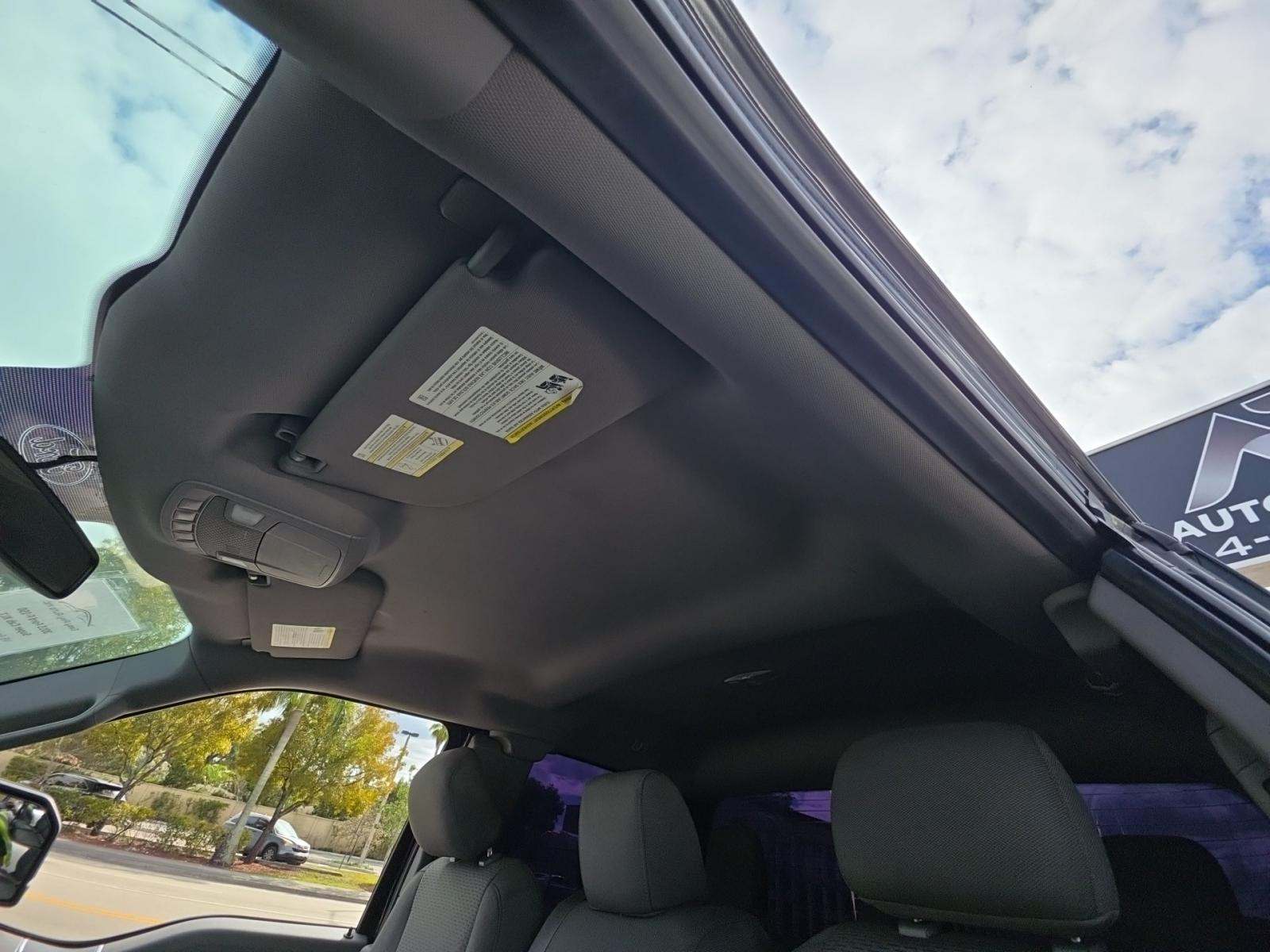 2015 Ford F-150 XLT RWD