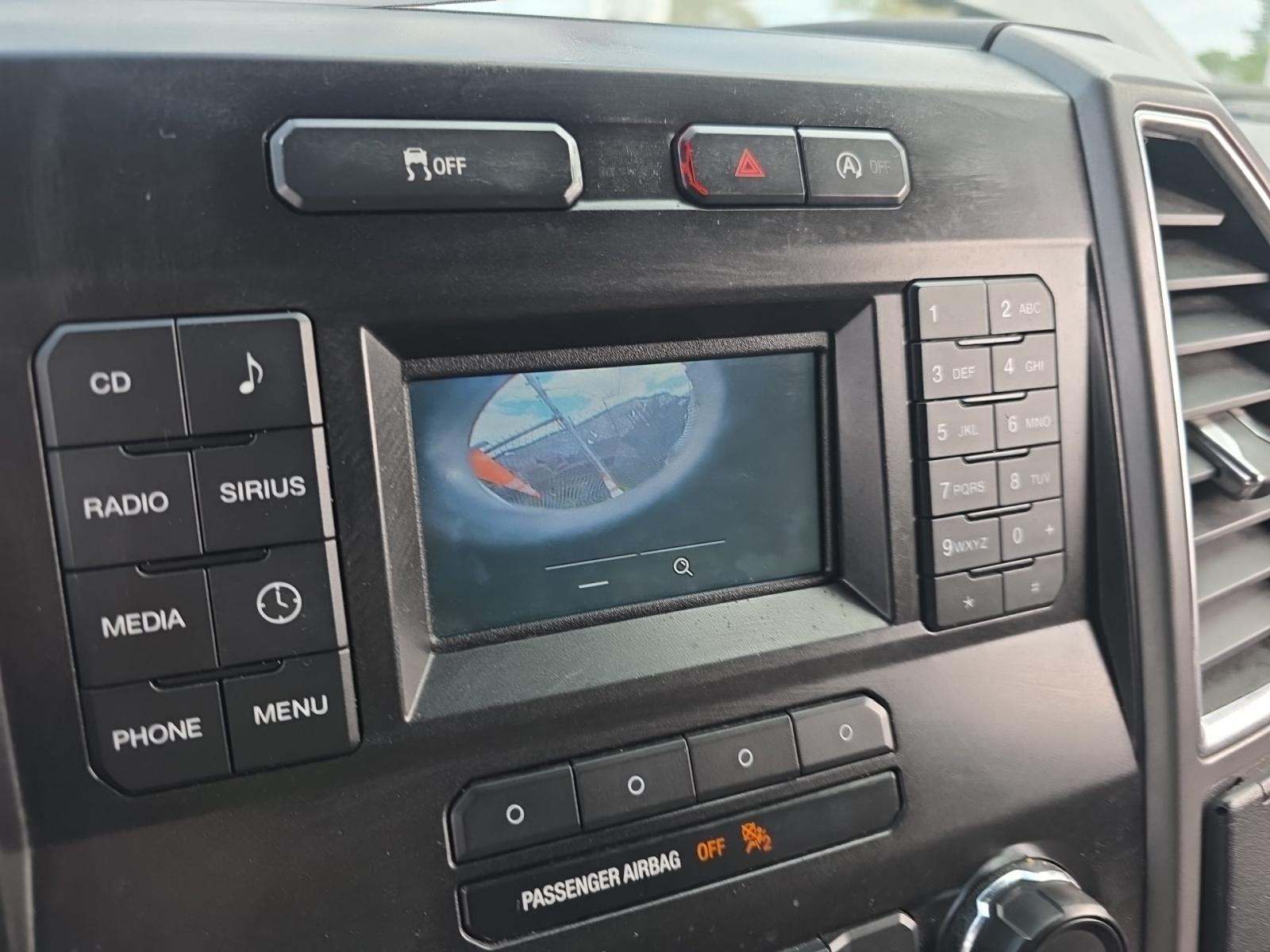 2015 Ford F-150 XLT RWD